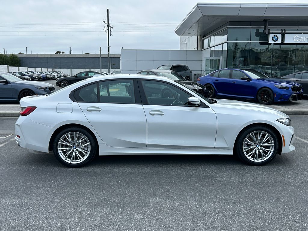 2023 BMW 3 Series 330i 6