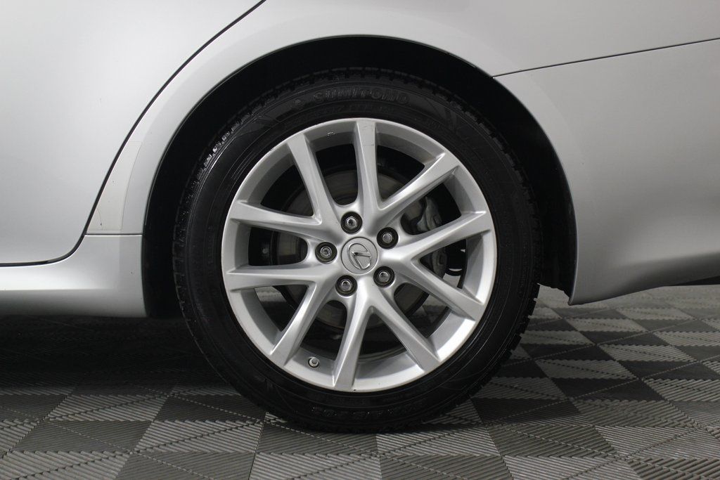 Thumbnail: 2011 Lexus IS - 16