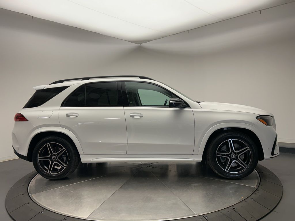 Thumbnail: 2026 Mercedes-Benz GLE - 8