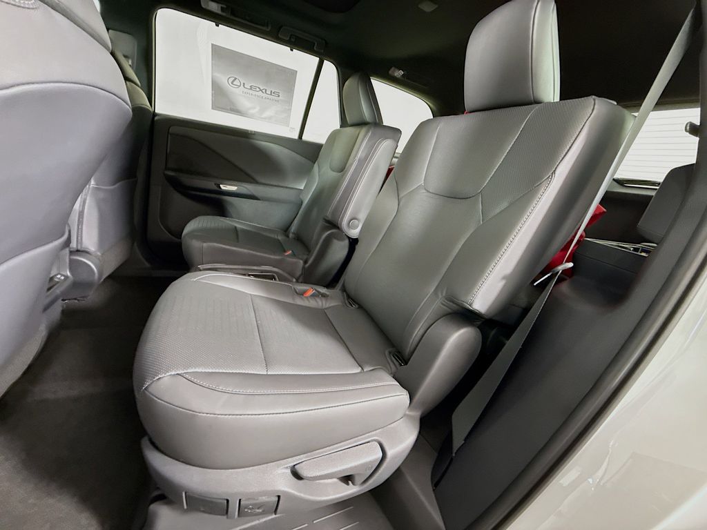 Thumbnail: 2026 Lexus TX - 17