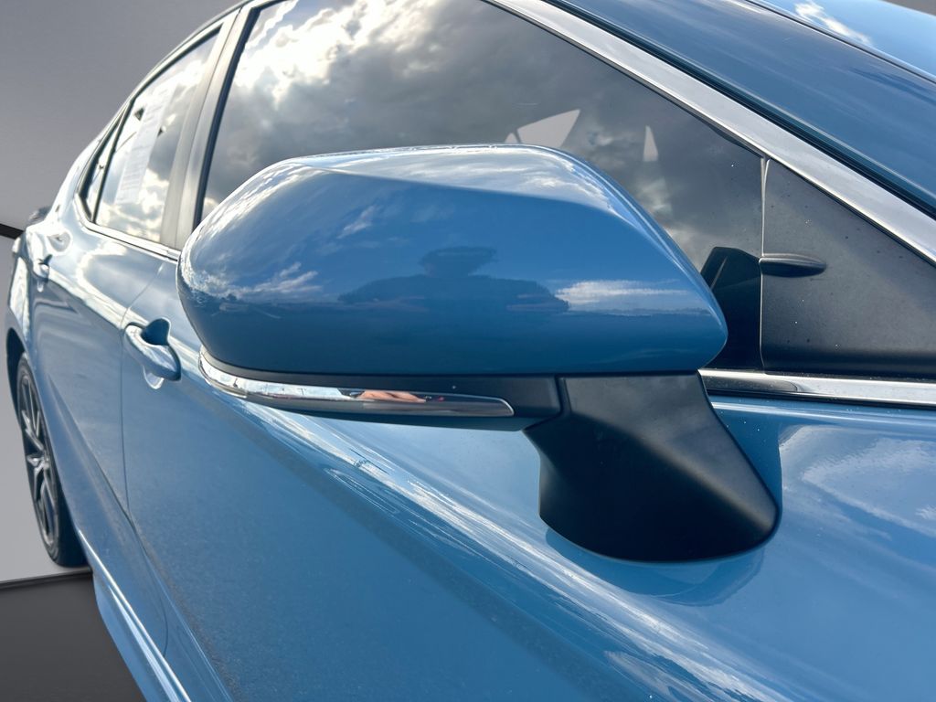 Thumbnail: 2023 Toyota Camry - 27
