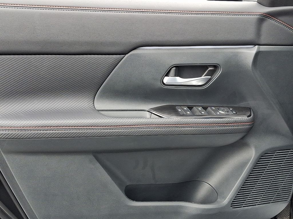 2026 Nissan Kicks — photo 8