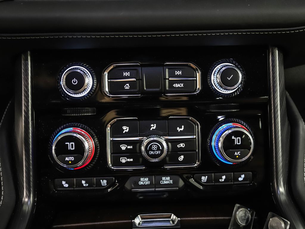 Thumbnail: 2024 GMC Yukon - 15