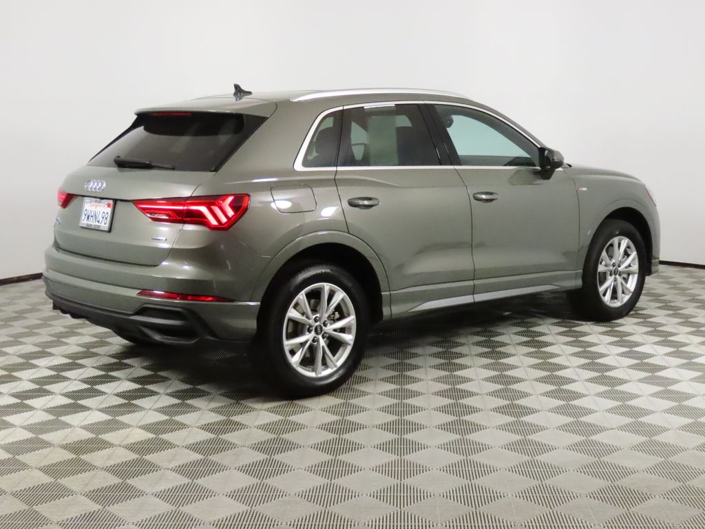 Thumbnail: 2025 Audi Q3 - 5