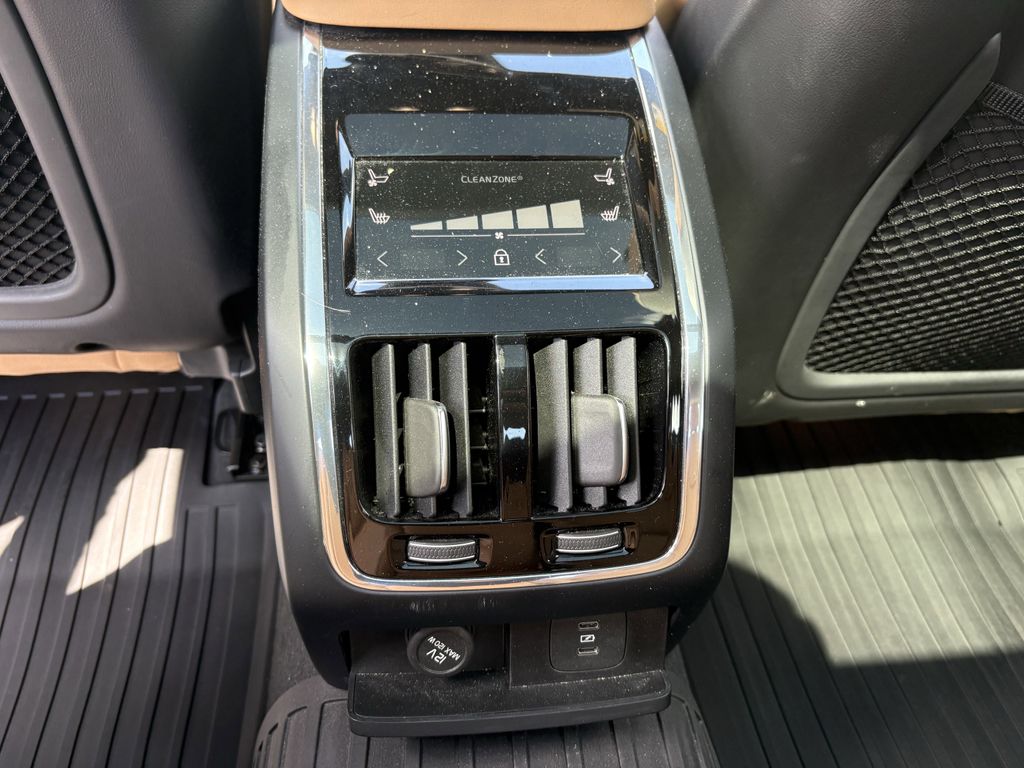Used 2023 Denim Blue Metallic Volvo Ultimate image 26