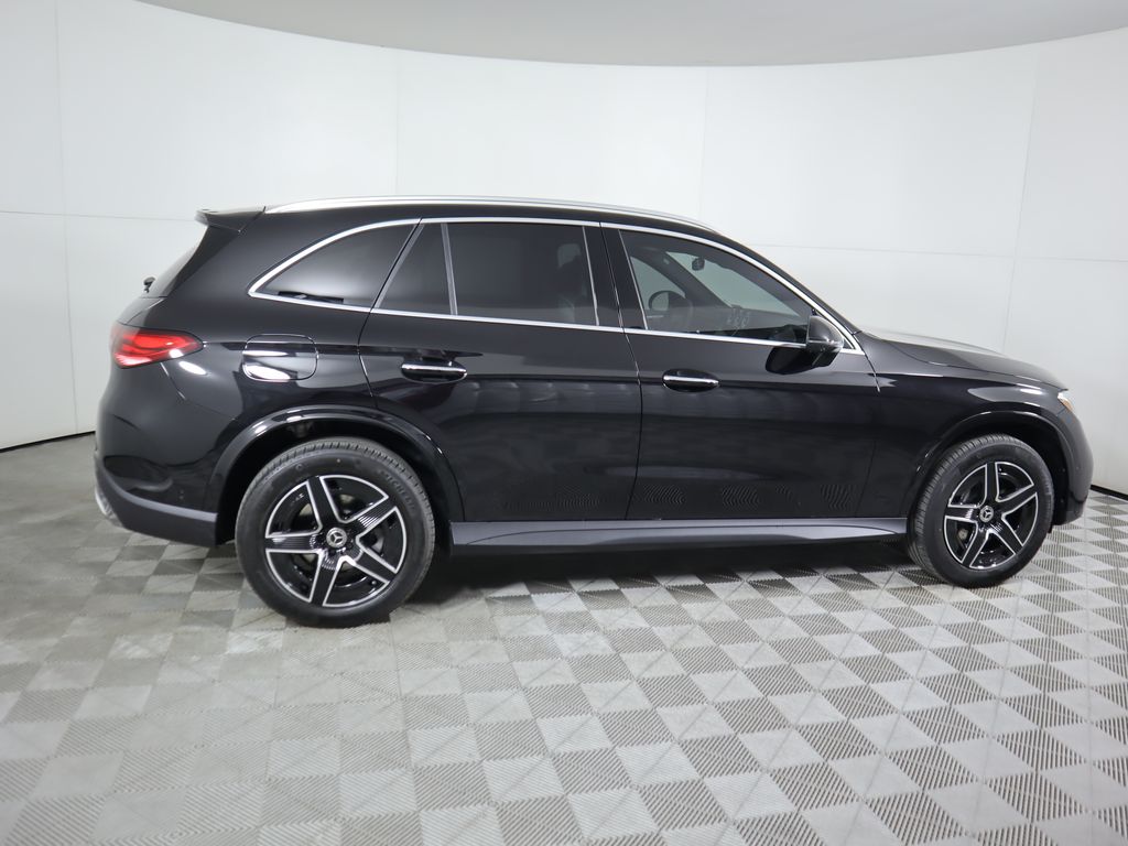 Thumbnail: 2026 Mercedes-Benz GLC - 4