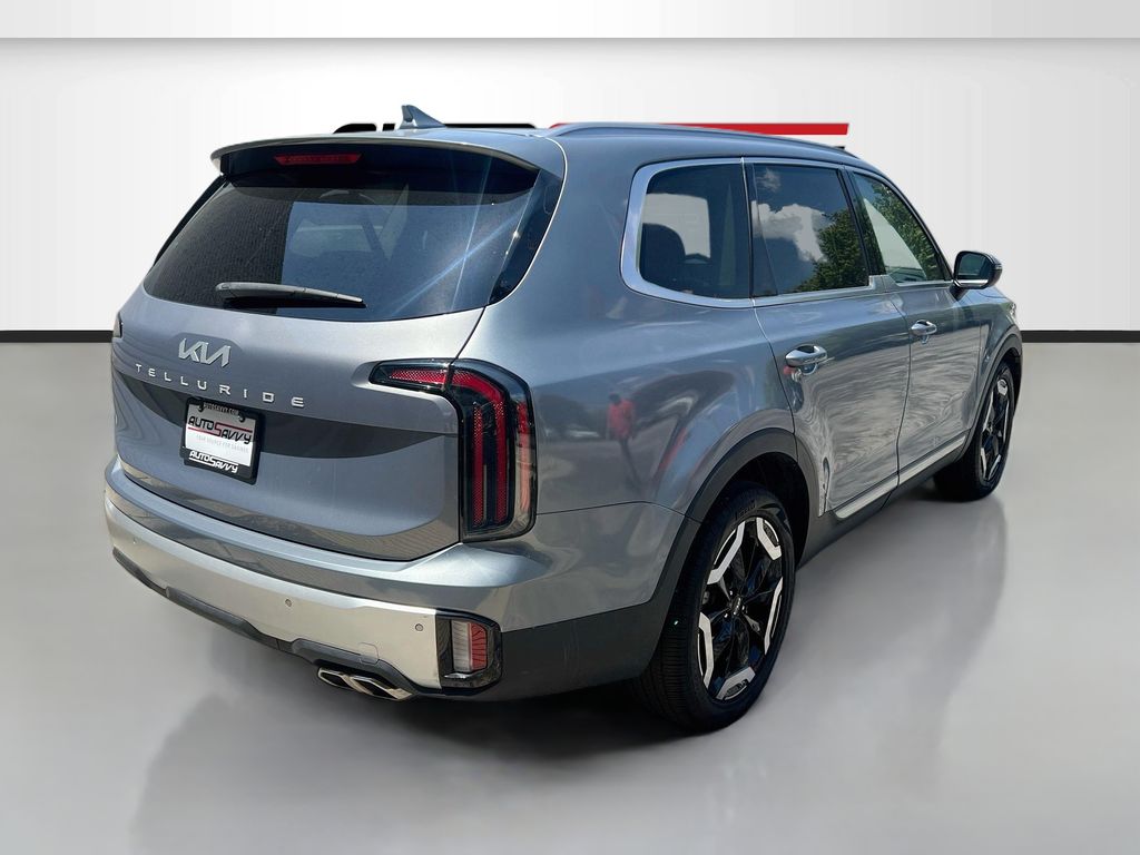 Used 2024 Silver Kia EX image 7