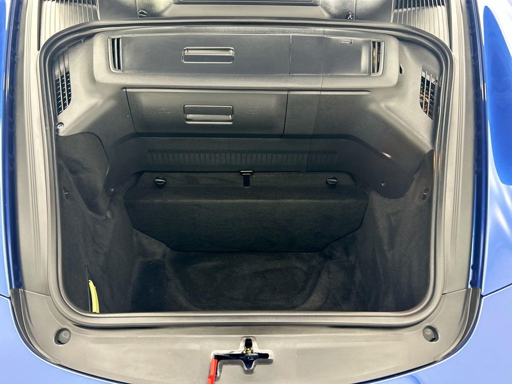 Thumbnail: 2006 Porsche 911 - 24