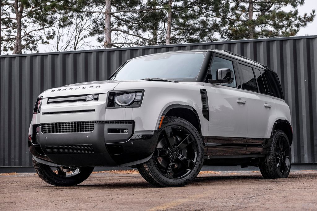 2026 Land Rover Defender 110 P400 X-Dynamic SE AWD