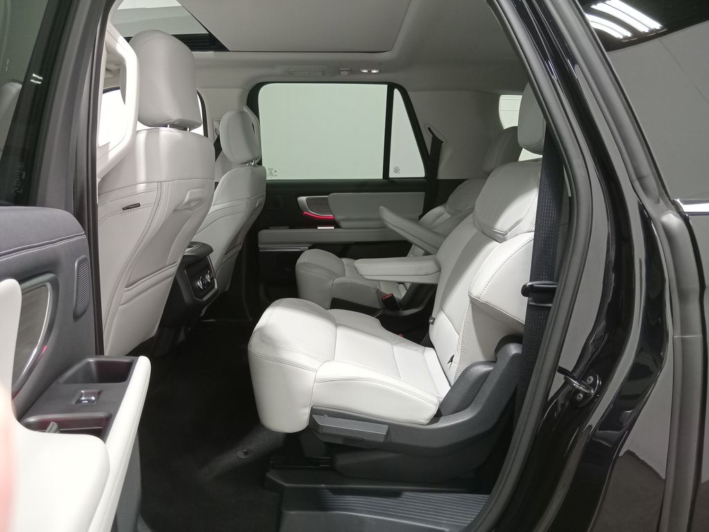 2025 Ford Expedition Platinum MAX