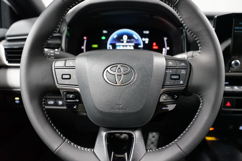 Thumbnail: 2026 Toyota Camry - 12