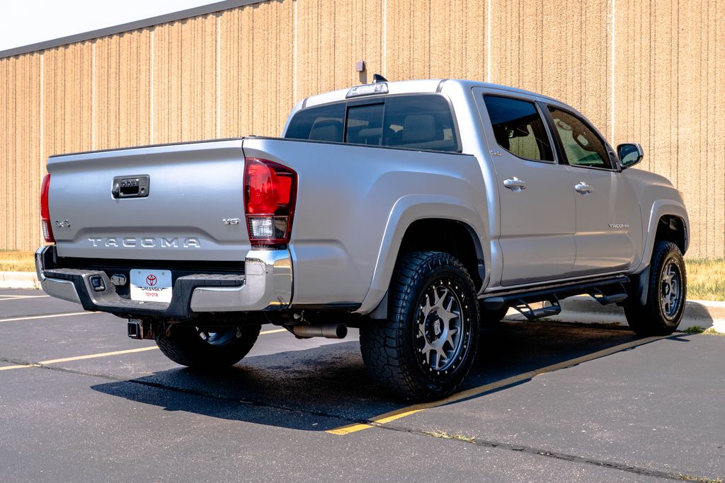 Used 2018 Toyota Tacoma Truck