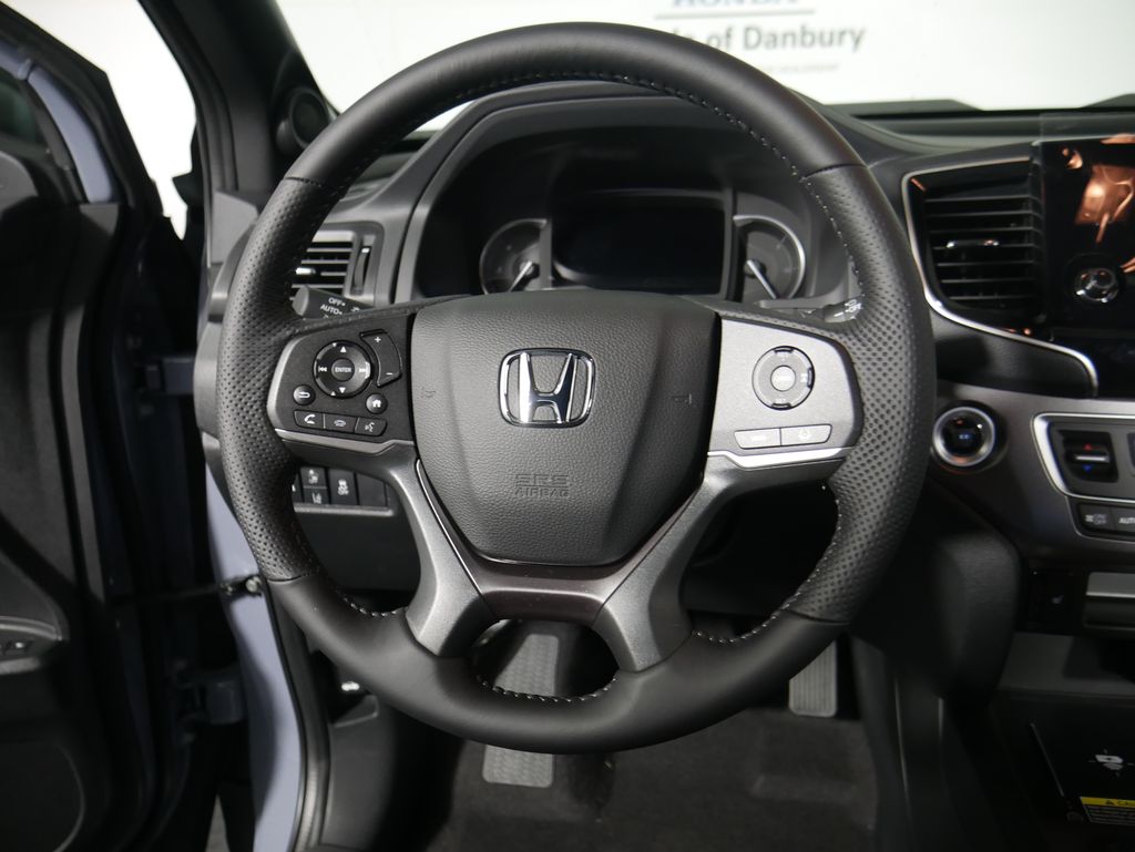 2025 Honda Passport EX-L 13