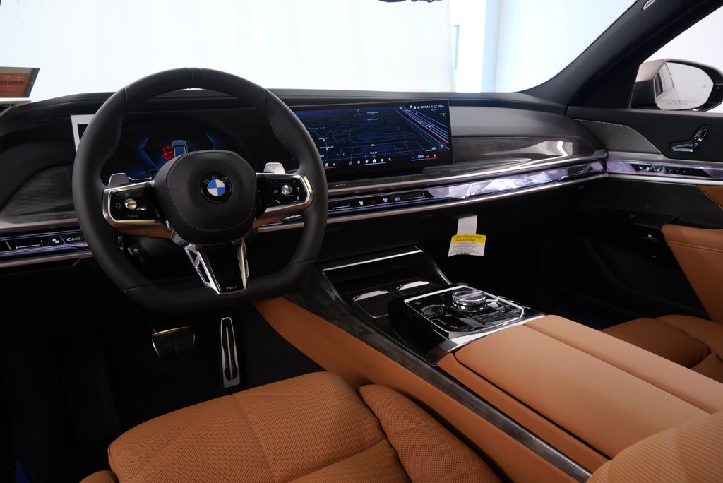 2025 BMW 7 Series 740i 19