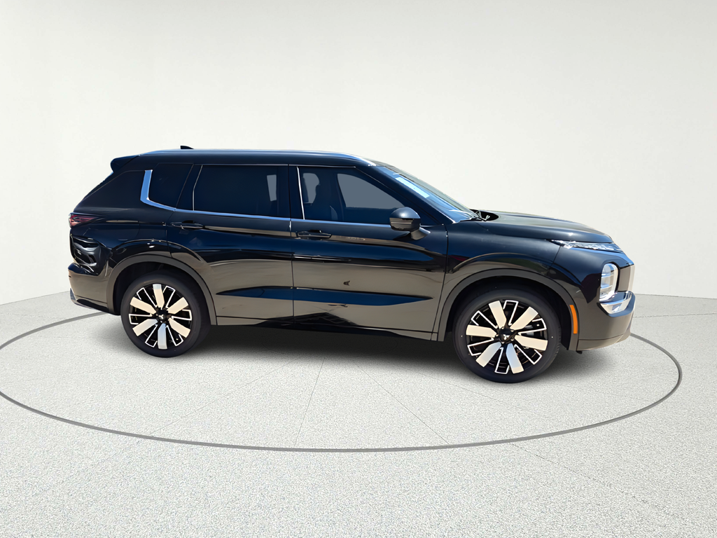 2026 Mitsubishi Outlander SEL - 7