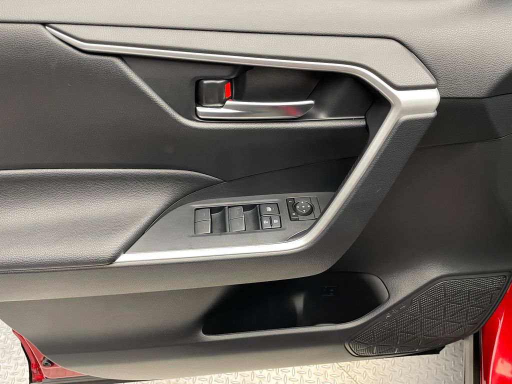 Thumbnail: 2023 Toyota RAV4 - 9