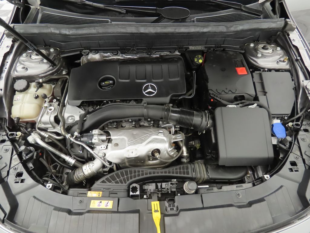 Thumbnail: 2022 Mercedes-Benz GLB - 27