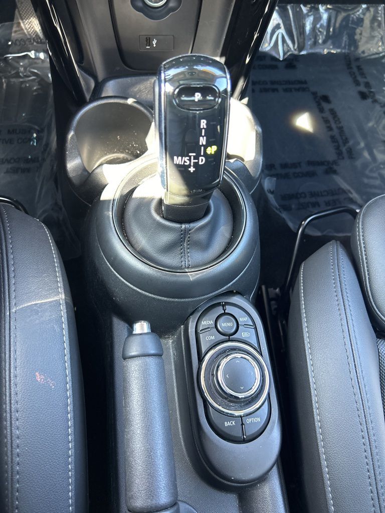 2023 MINI Cooper S 10