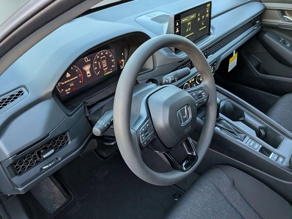 2026 Honda Accord SE - Photo 11