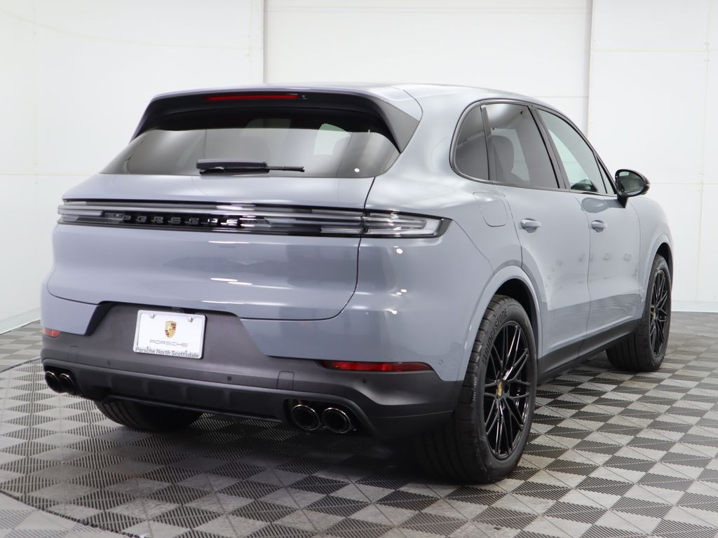 2024 Porsche Cayenne  5