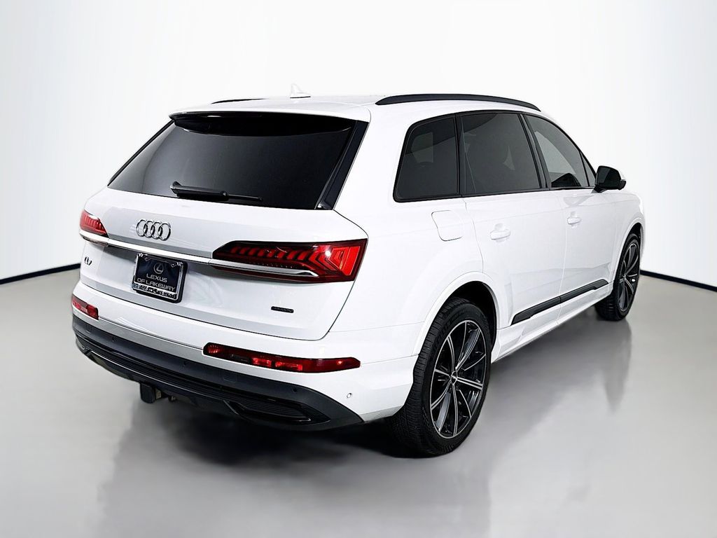 Thumbnail: 2020 Audi Q7 - 5