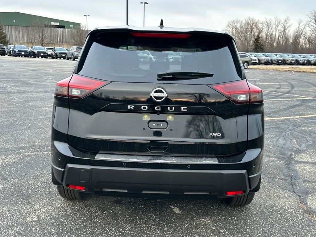 2025 Nissan Rogue SV photo