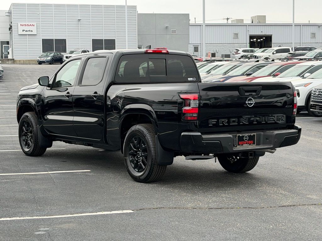 View vehicle photo 6