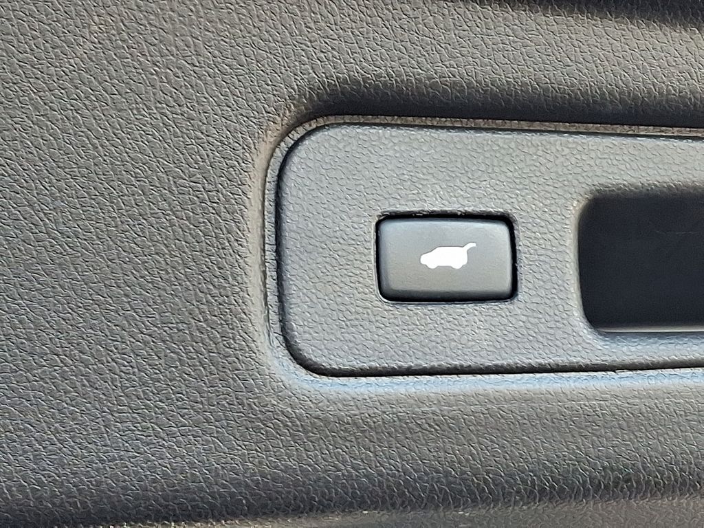 Thumbnail: 2017 Acura RDX - 32