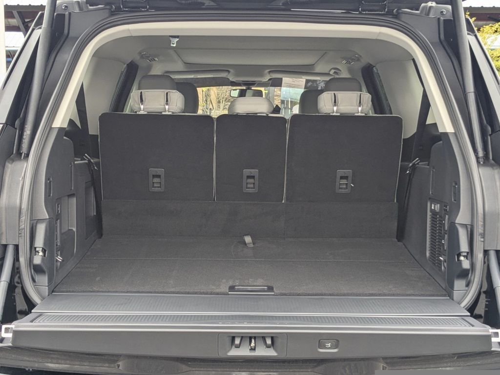 2025 Ford Expedition Active MAX