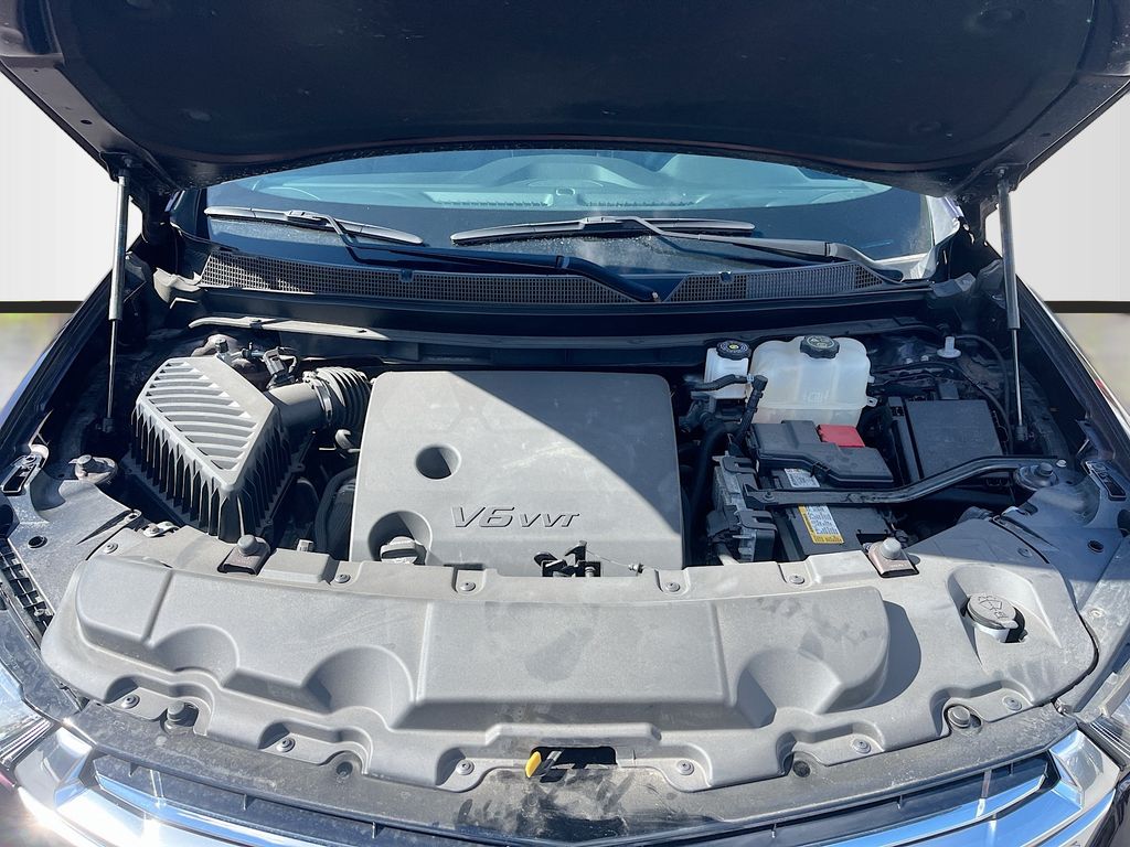 Used 2023 Red Chevrolet Premier image 33