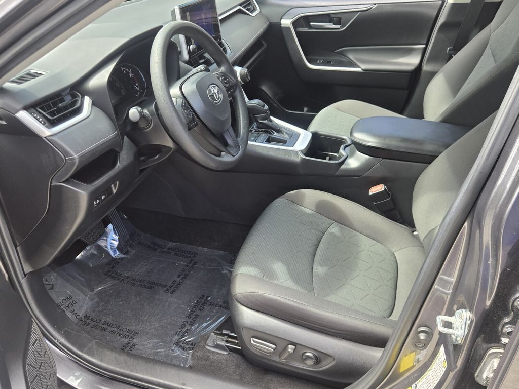 2023 Toyota RAV4 - $26,672