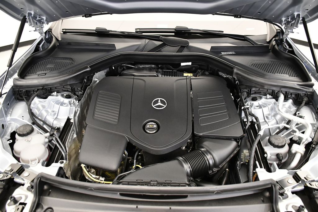 Thumbnail: 2026 Mercedes-Benz GLC - 11