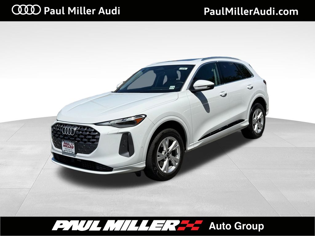 Glacier White 2025 Audi Q5 SUV / Crossover All-Wheel Drive 7-Speed Automatic