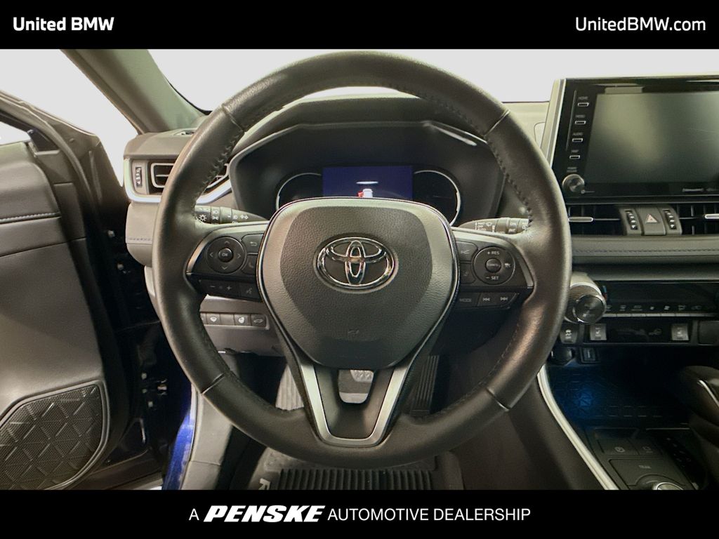 Thumbnail: 2020 Toyota RAV4 - 6