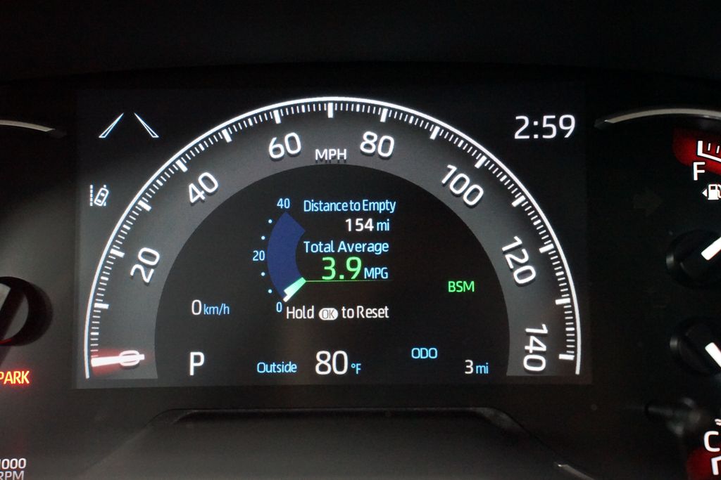 2025 Toyota RAV4 XLE 16