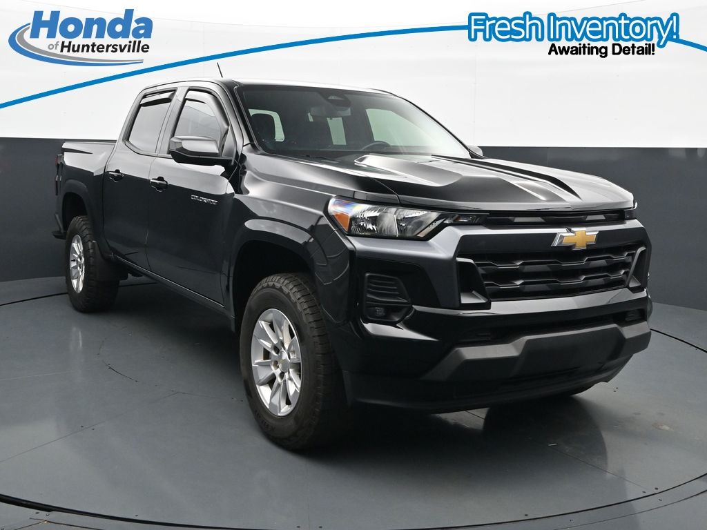 Black 2024 Chevrolet Colorado Pickup Truck 4X2 8-Speed Automatic