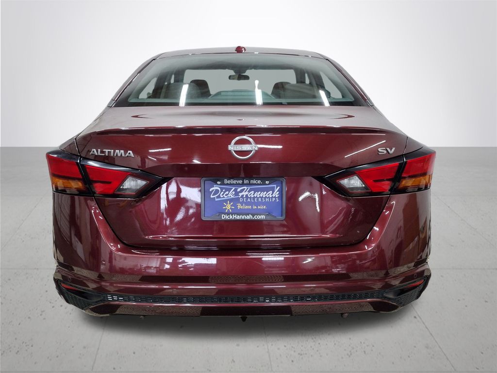 2023 Nissan Altima 2.5 SV