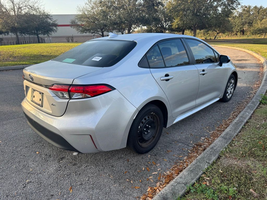 2024 Toyota Corolla LE 5