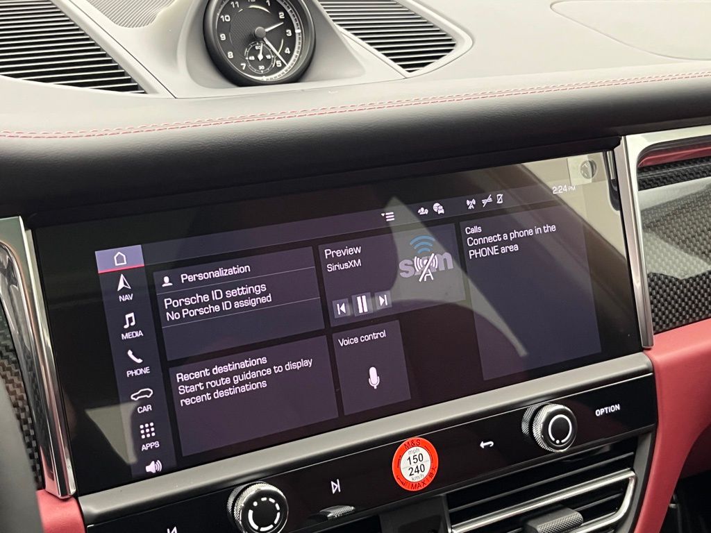 Thumbnail: 2026 Porsche Macan - 15