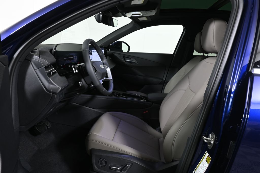 Thumbnail: 2026 Audi Q3 - 3