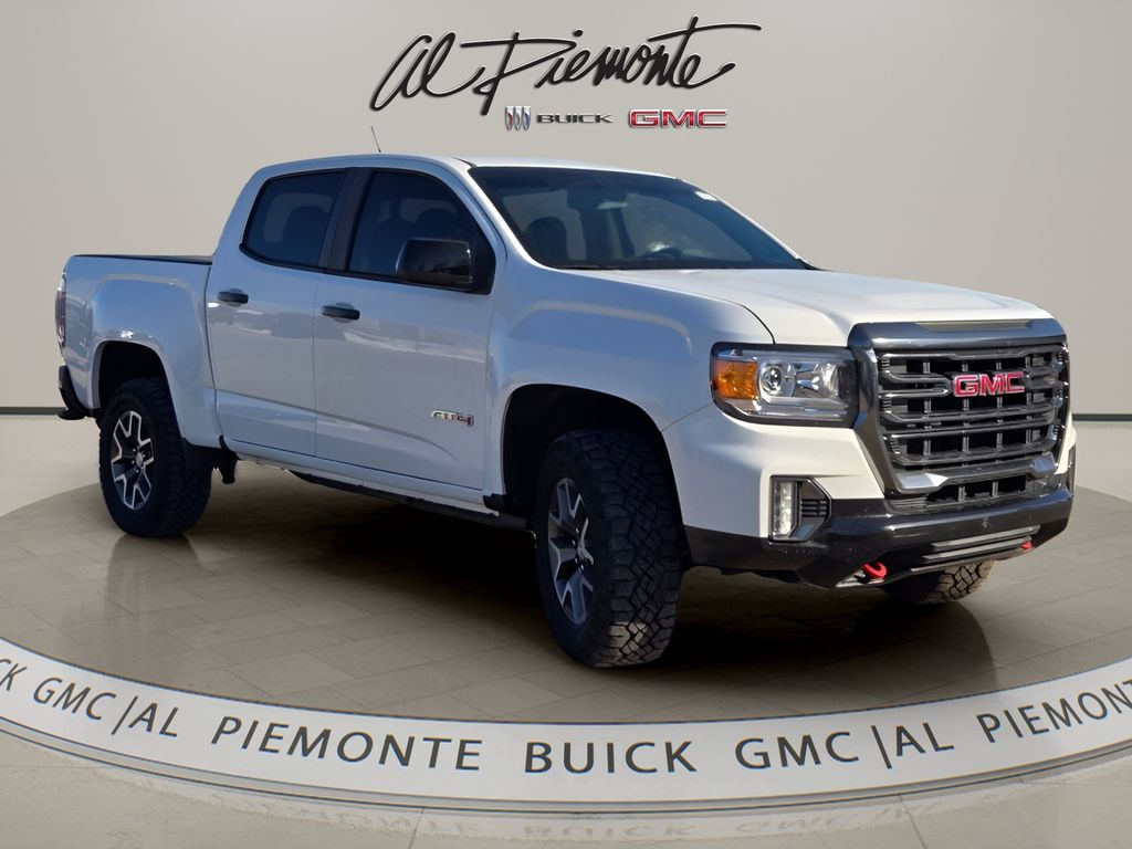 Summit White 2022 GMC Canyon AT4 Crew Cab 4WD with Leather Pickup Truck Four-Wheel Drive 8-Speed Automatic
