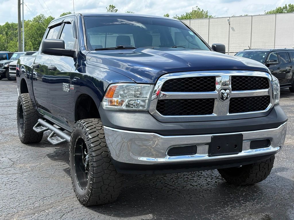 Black 2018 RAM 1500 SLT Crew Cab 4WD Pickup Truck Four-Wheel Drive 8-Speed Automatic