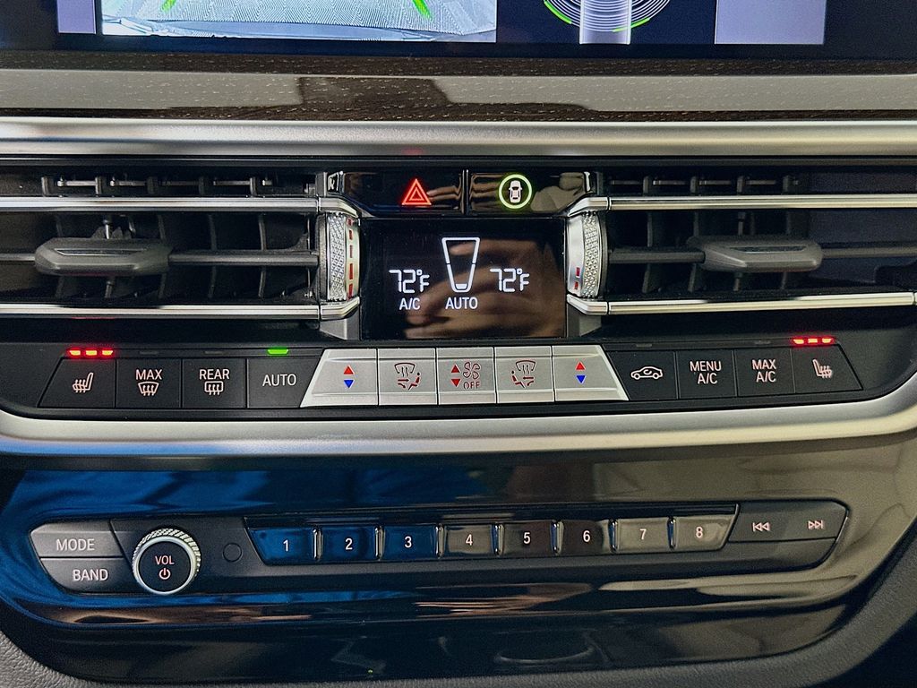 Thumbnail: 2023 BMW X3 - 16