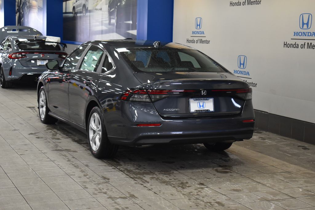 2025 Honda Accord LX 5