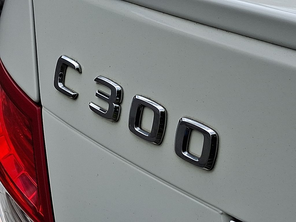 2011 Mercedes-Benz C-Class C 300 30