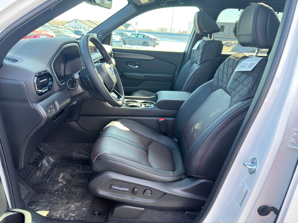 Thumbnail: 2026 Honda Pilot - 18