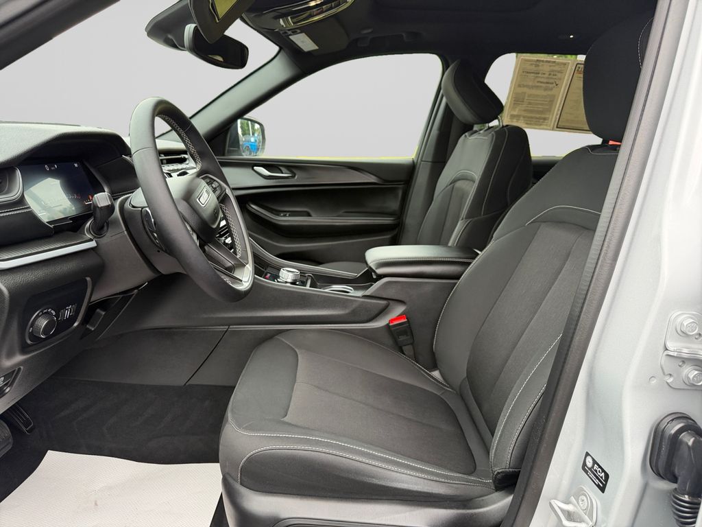 2024 Jeep Grand Cherokee Laredo X Silver at Auto Express Mitsubishi