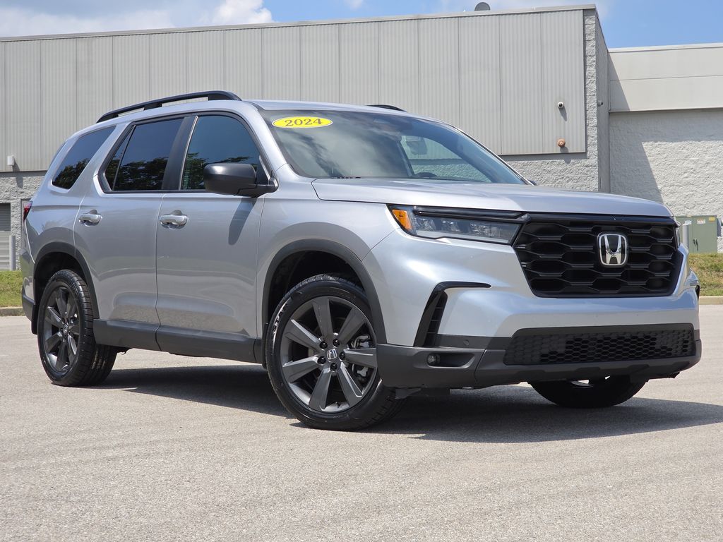Lunar Silver Metallic 2024 Honda Pilot SUV / Crossover All-Wheel Drive Automatic