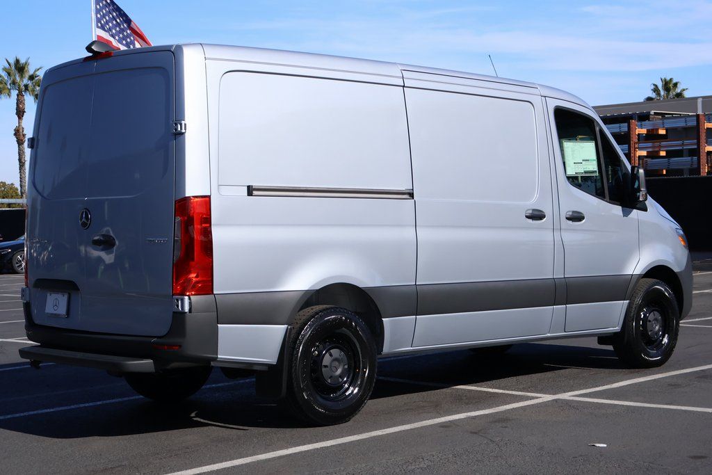 2025 Mercedes-Benz Sprinter 2500 2