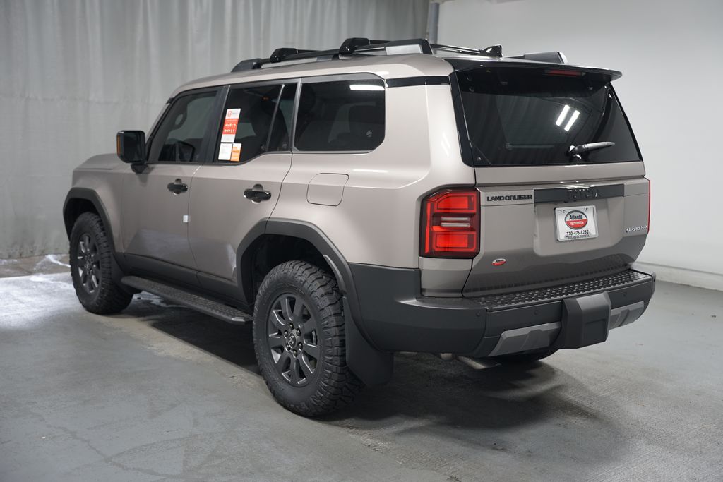 2025 Toyota Land Cruiser  6
